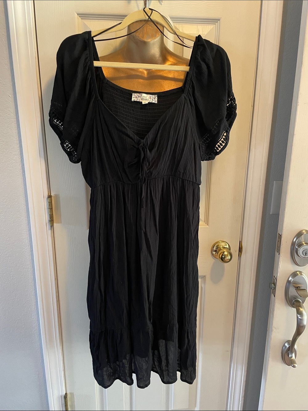 Pink Republic Black Midi Dress with Puff Sleeves